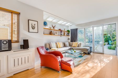 3 Bed Maisonette, Hanley Road, N4 - Photo 3
