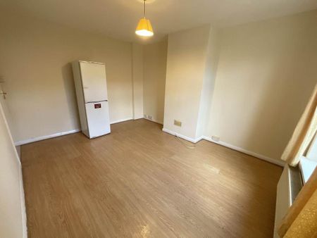 3 bedroom house to rent - Photo 2