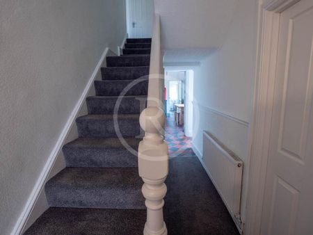 5 bedroom terraced house to rent - Photo 5