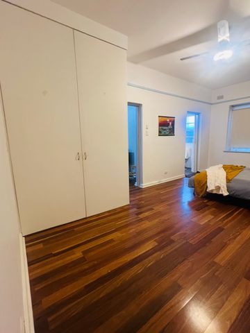 North Bondi - Photo 4