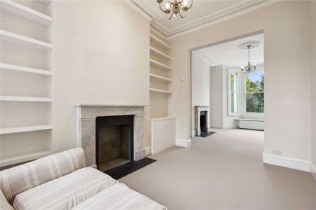 Westcroft Square, London, W6 0TA - Photo 2