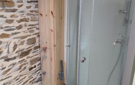 1 pièce, 32m² en location à Saint Yrieix La Perche - 350 € par mois - Photo 5