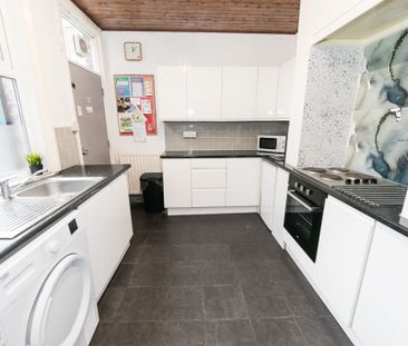 Headingley Avenue, Leeds - Photo 6