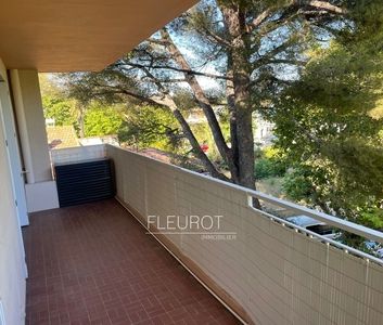 Location Appartement 4 pièces 79m² LA CIOTAT 13600 - Photo 4