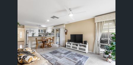 3 bedroom home in quiet location - Photo 2