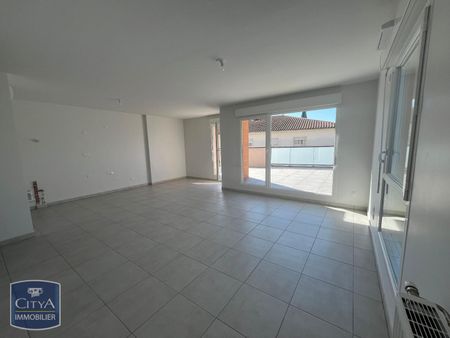 Location Appartement 5 pièces 100m² MIONNAY 01390 - Photo 2