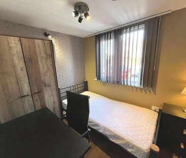 Arthur Street, Bishopsgate Green, Coventry, CV1 - Photo 3