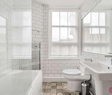 Quested Court, Hackney, E8 - Photo 6