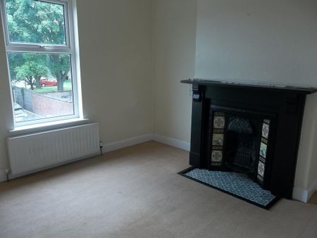 2 bedroom semi-detached house to rent - Photo 3