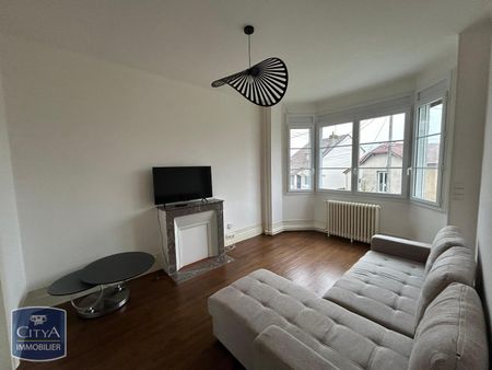 Location Maison 5 pièces 79m² LE BLANC 36300 - Photo 2