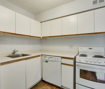 For Lease - 15 Jacksway Crescent Unit# 315, London North, Ontario - Photo 4