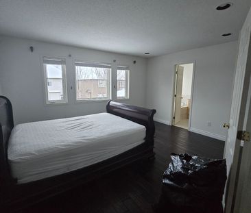 For Lease - 62 North Harrow Drive, Barrhaven, Ontario - Photo 2