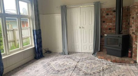 Character and Charm - Photo 4