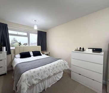 Wilmot Close, Witney, Oxfordshire, OX28 - Photo 3