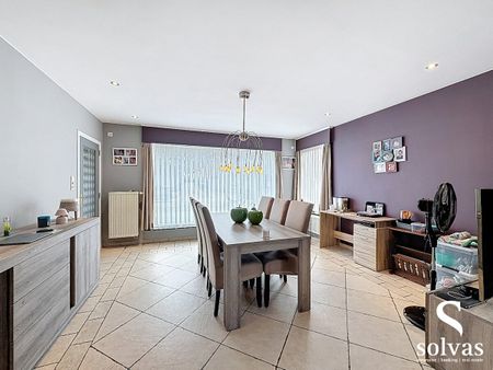 Ruime en lichtrijke woning met prachtig uitzicht op de velden - Photo 5