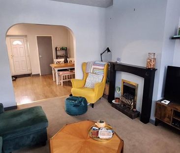 3 bedroom terraced house to rent - Photo 2