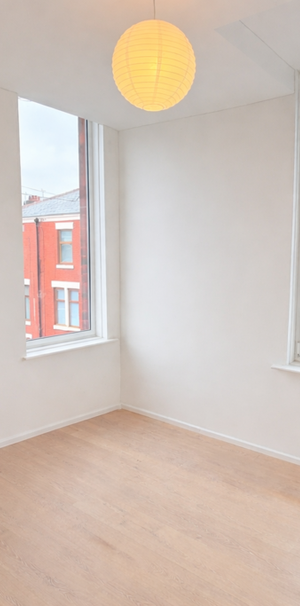 Terraced house to rent - Photo 2