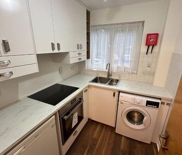 4c Stranmillis Court, Belfast, BT9 5EU - Photo 3