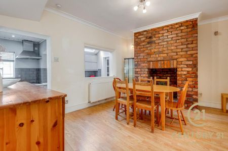 3 bedroom terraced house to rent - Photo 5