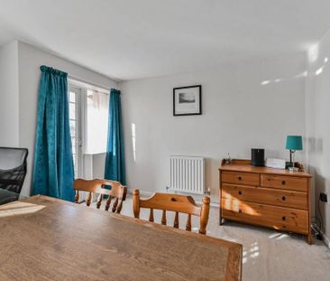 3 bedroom maisonette to rent - Photo 3
