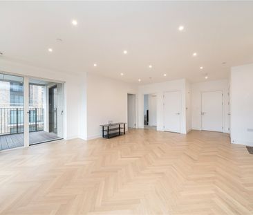 Pegler Square, Kidbrooke Village, London, SE3 9GL - Photo 1