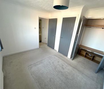2 bedroom terraced house to rent - Photo 5