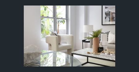 Huge indoor/outdoor residence in garden position - Photo 2