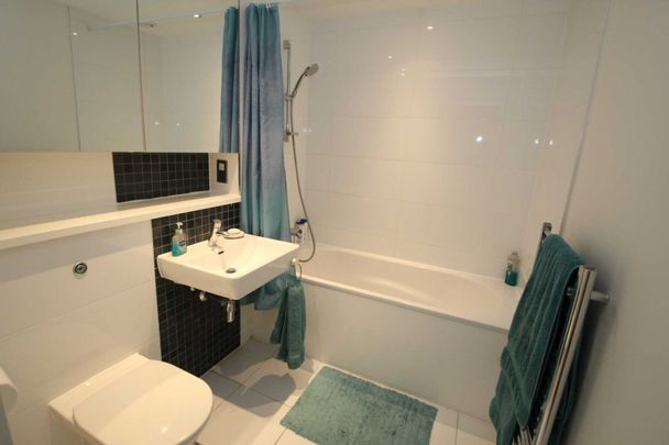 1 bed Flat for rent - Photo 1