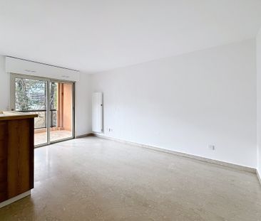 Location Appartement 2 pièces 34m² MOUGINS 06250 - Photo 1