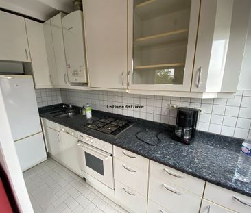 Location Appartement 2 pièces 46m² PARIS 11ème - Photo 5