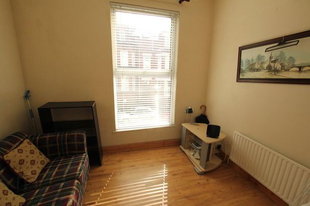 Camden Street, University Road, Belfast, BT9 6AU - Photo 1