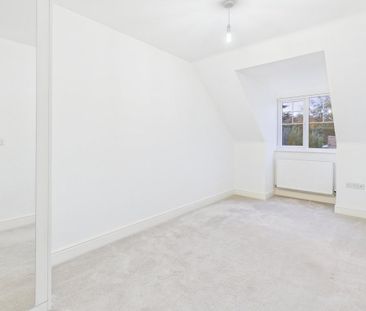 5 bedroom detached house to rent - Photo 2