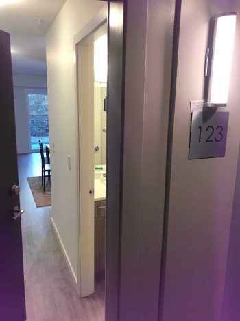 Great 2bed, 2bath furnished u8 condo close to UBCO - Photo 5