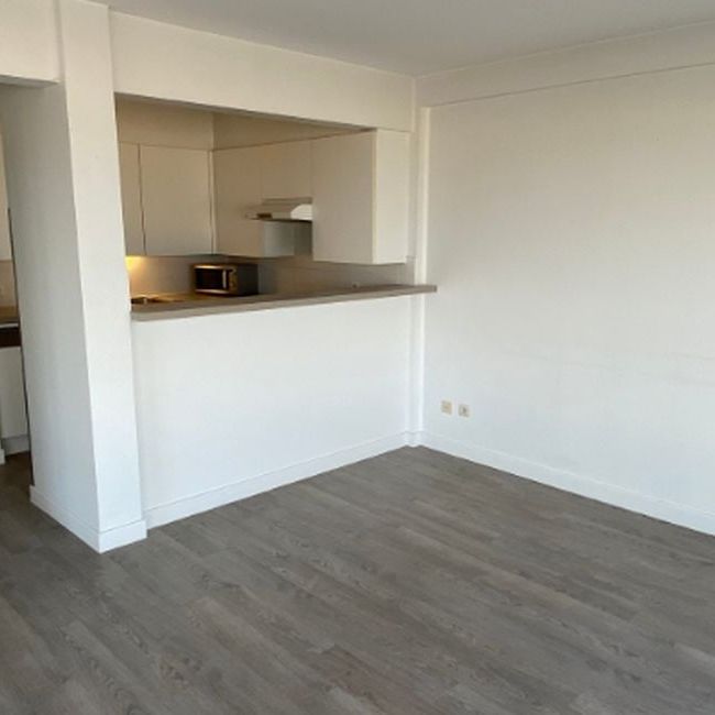 Appartement te huur in Sint-Idesbald voor € 1.050 met 2 slaapkamers - Foto 1