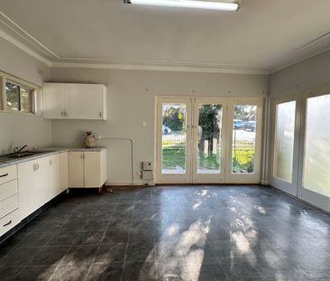 Home For Rent - Photo 5