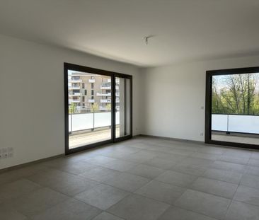 Location Appartement 4 pièces 92m² ANNECY 74370 - Photo 1