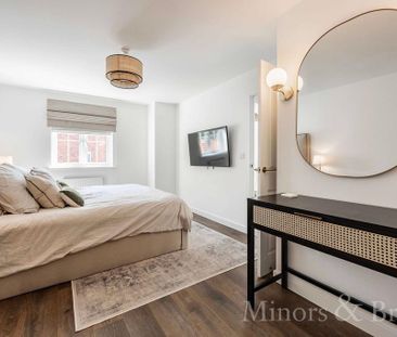 4 bedroom detached house to rent - Photo 1