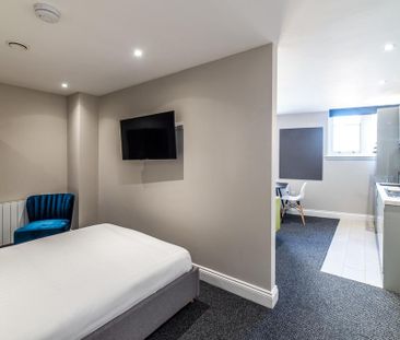 Studio to rent - Photo 1