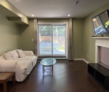 For Lease - 23 Lacey Court, Aurora, Ontario - Photo 3