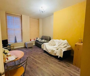 1 Bed Flat, Netherkirkgate, AB10 - Photo 1