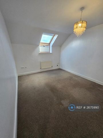 3 bedroom terraced house to rent - Photo 4