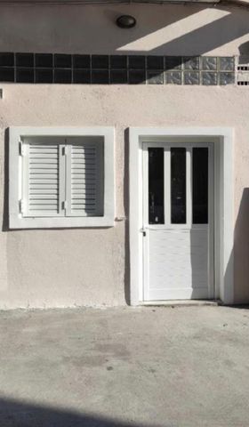 Studio/Γκαρσονιέρα για ενοικίαση Τρεις Γέφυρες (Λεωφόρος Πατησίων - Λεωφόρος Αχαρνών) - Photo 3