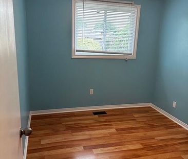 For Lease - 597 UPPER PARADISE Road, Hamilton, Ontario - Photo 6