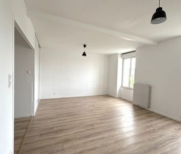 Location Appartement 3 pièces 59m² ST ETIENNE 42000 - Photo 3