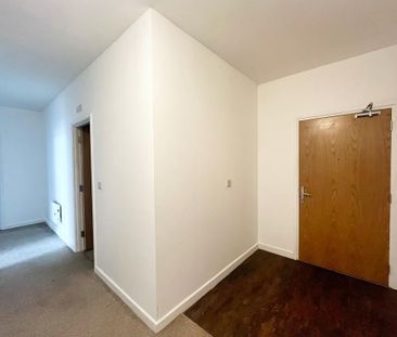 2 bedroom flat to rent - Photo 4