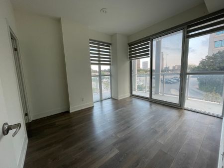 For Lease - 180 Fairview Mall Drive Unit# 213, Toronto, Ontario - Photo 2