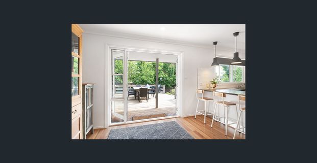 Contemporary Cosy Home - Photo 1