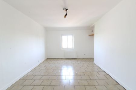 Location maison 3 pièces, 92.47m², Bourg-l'Évêque - Photo 3