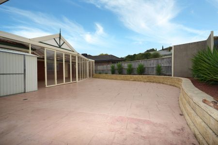 18 Goldentree Drive, Chirnside Park - Photo 3