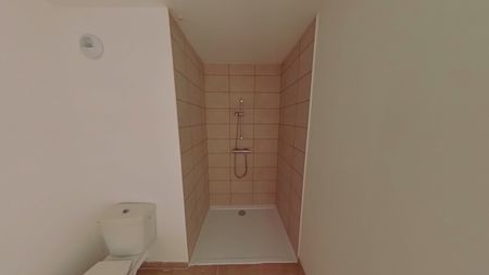 Location Appartement 2 pièces 46m² LUCE 28110 - Photo 3